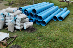 Prace związane z budową kanalizacji sanitarnej w Boguszynie